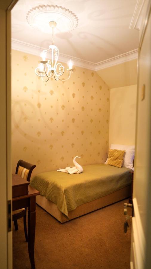 Hotel Krysztalowy Dworek Zbychowo Zewnętrze zdjęcie