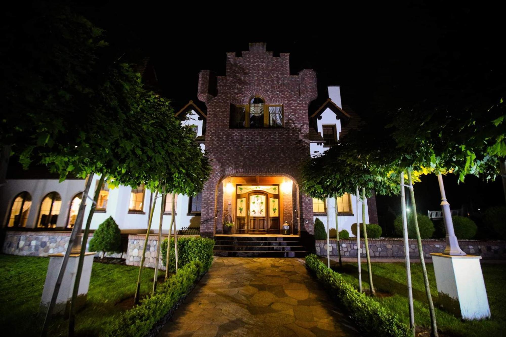 Hotel Krysztalowy Dworek Zbychowo Zewnętrze zdjęcie