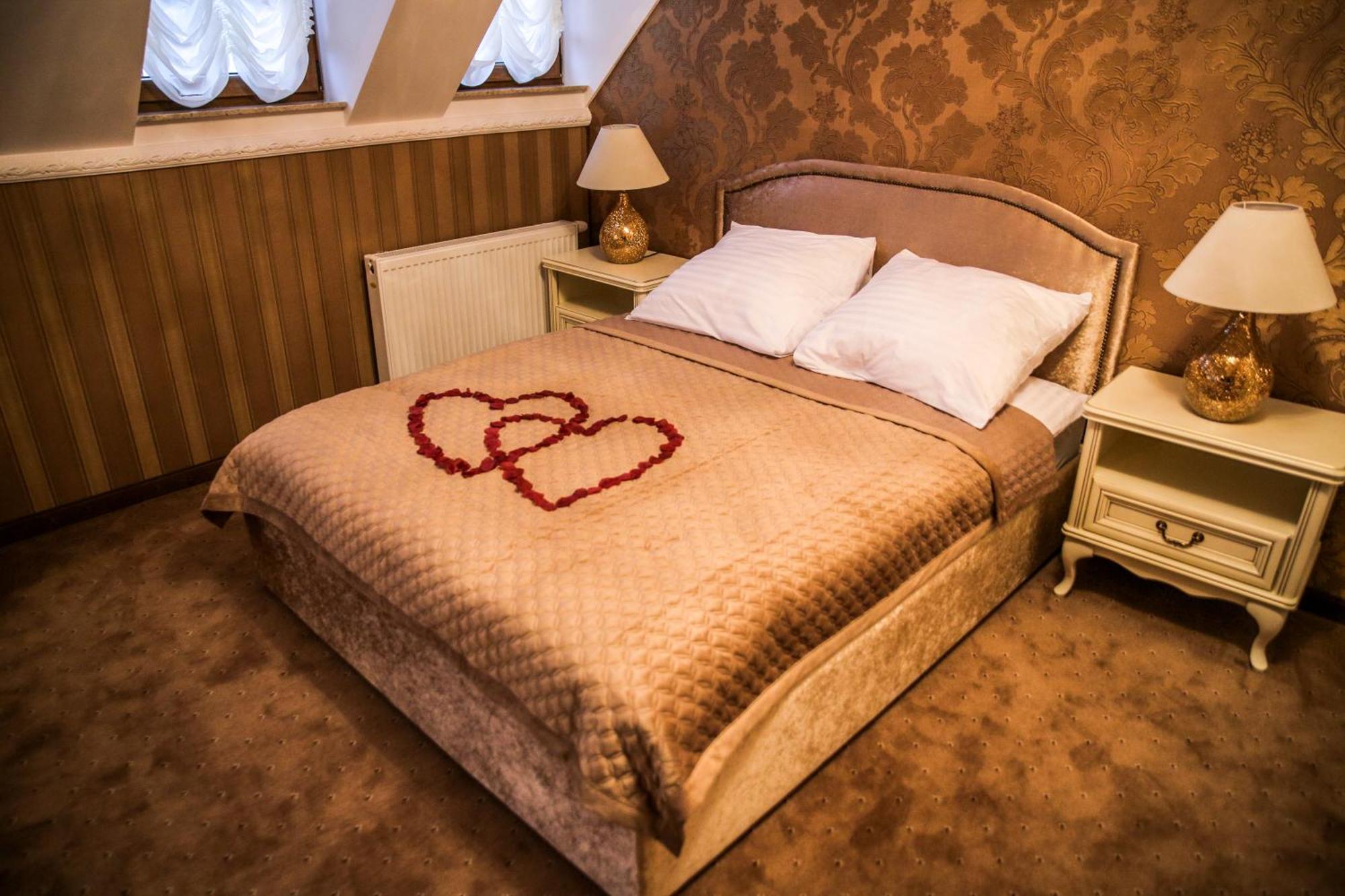 Hotel Krysztalowy Dworek Zbychowo Zewnętrze zdjęcie