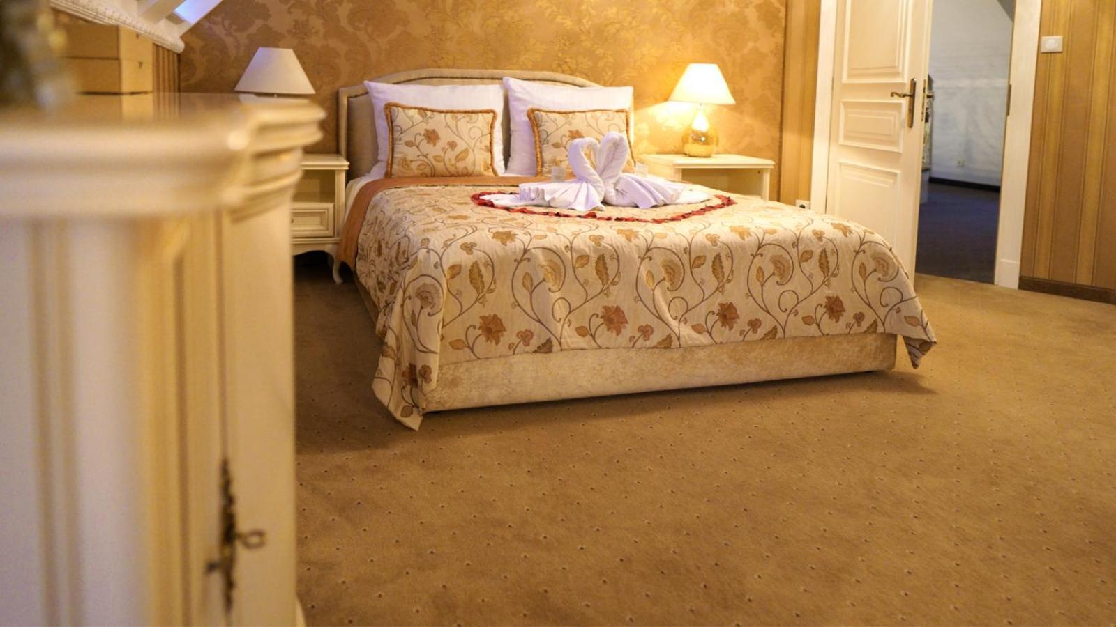 Hotel Krysztalowy Dworek Zbychowo Zewnętrze zdjęcie